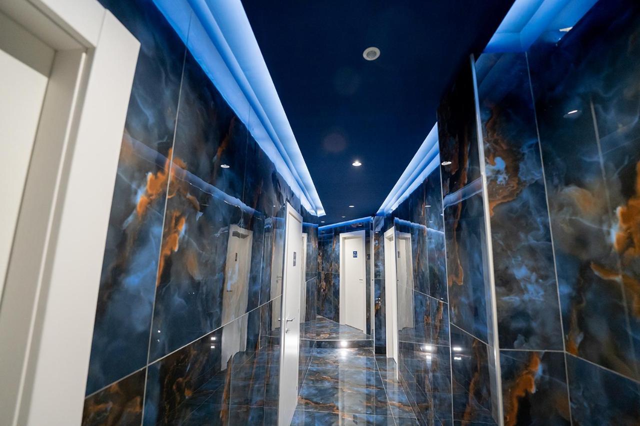Guest house P.c. Boutique H. De Gasperi, Centro, By Clapa Group Naples